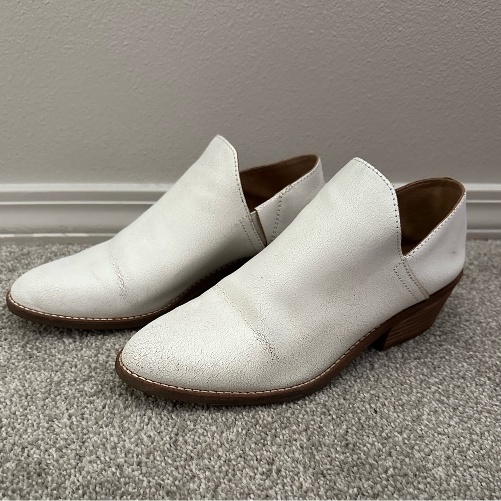 Lucky Brand Milk Weathered Booties